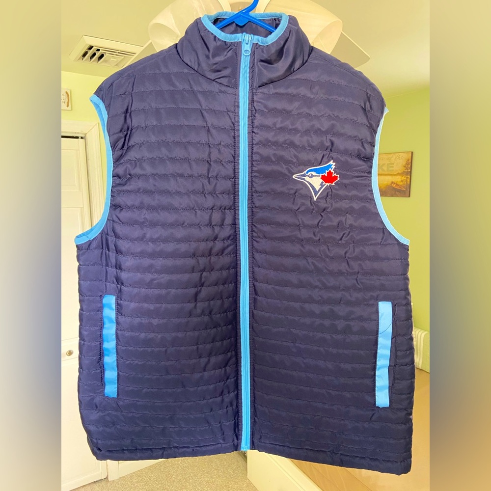 Toronto Blue Jays Puffer Vest Jacket NWOT Unisex Size XL Navy and Powder Blue